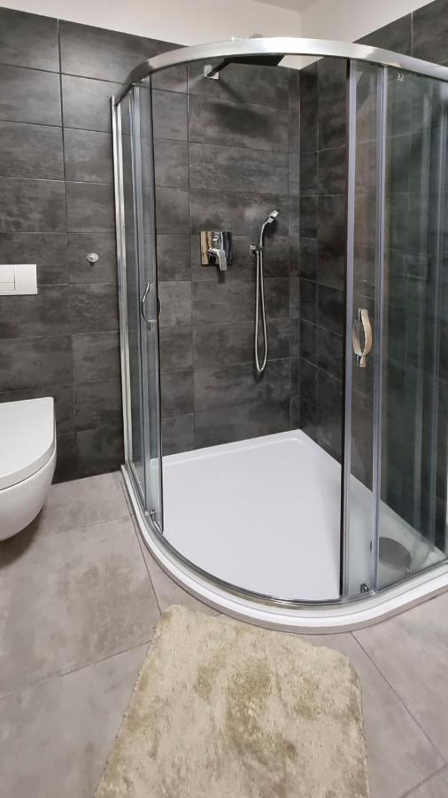 Novohradska Otel Ceske Budejovice Dış mekan fotoğraf