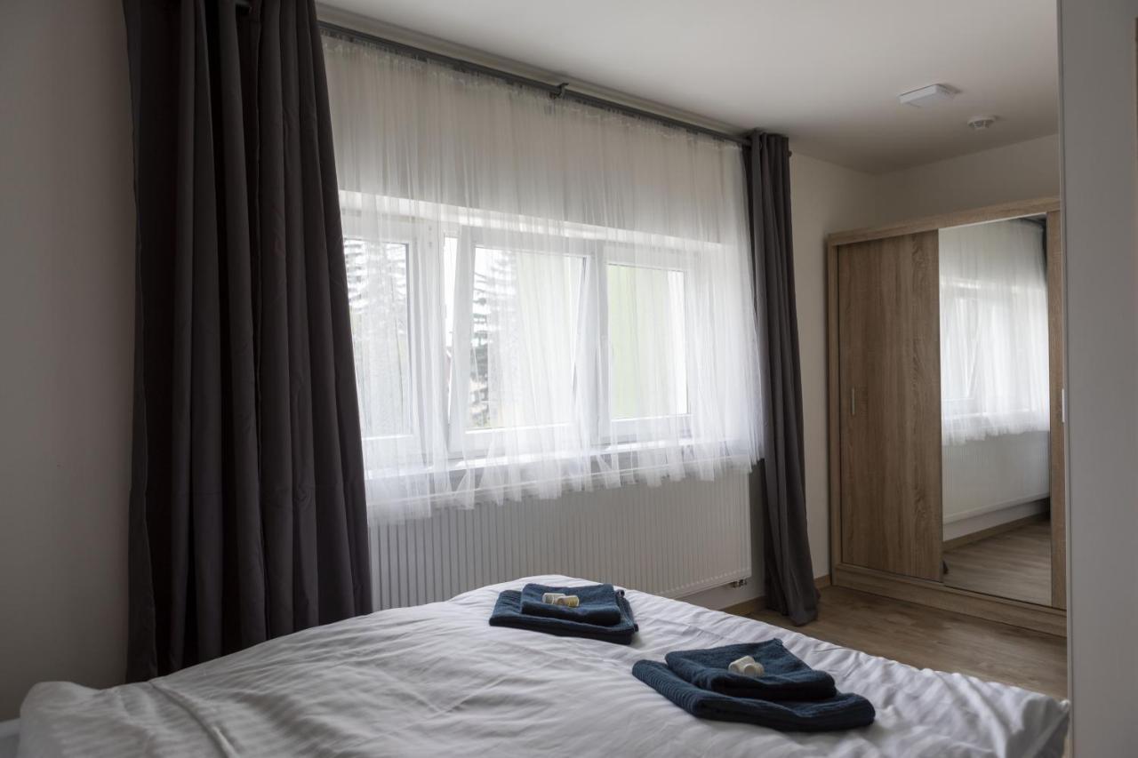 Novohradska Otel Ceske Budejovice Dış mekan fotoğraf