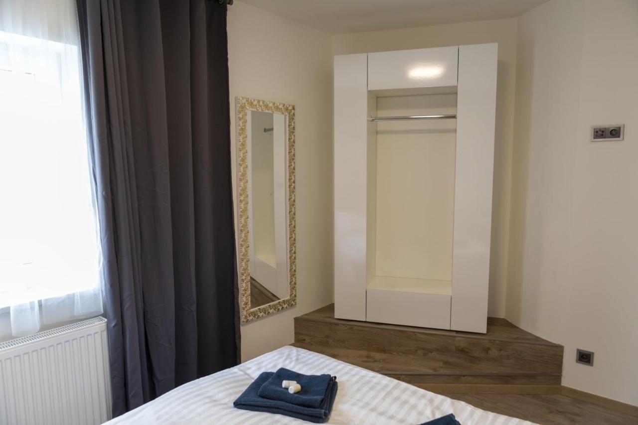 Novohradska Otel Ceske Budejovice Dış mekan fotoğraf